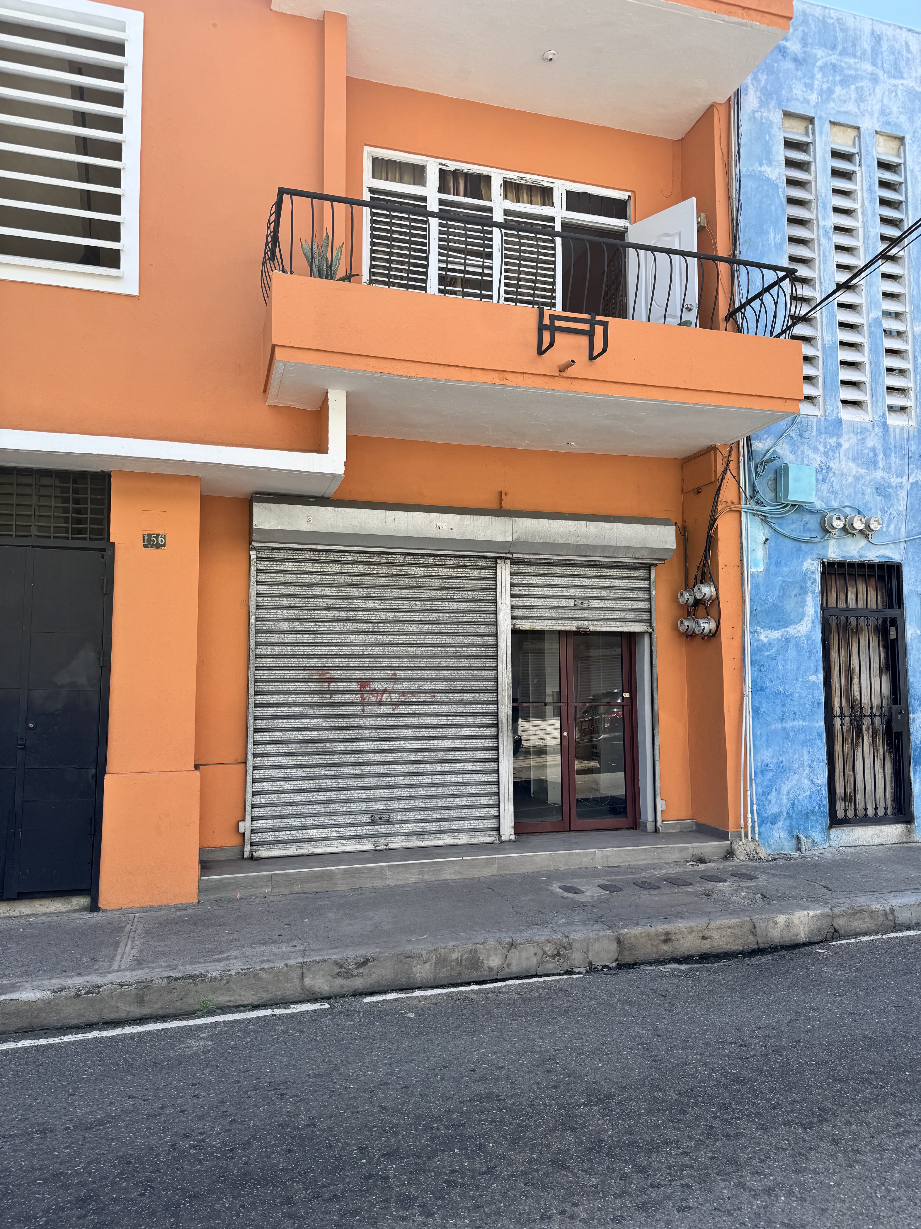 oficinas y locales comerciales - Alquiler Local Comercial  0