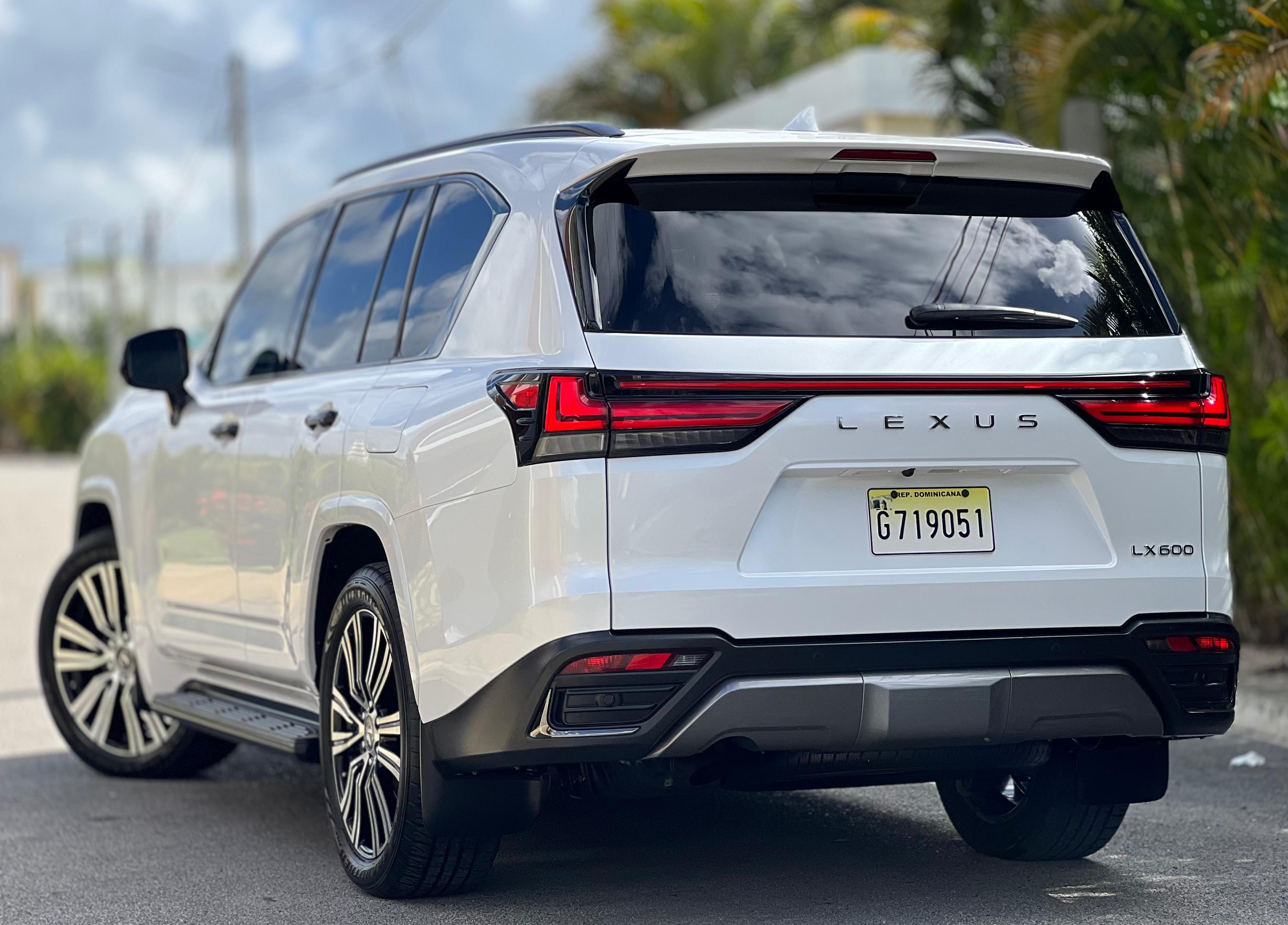 jeepetas y camionetas - Lexus LX 600 Luxury 2022 5
