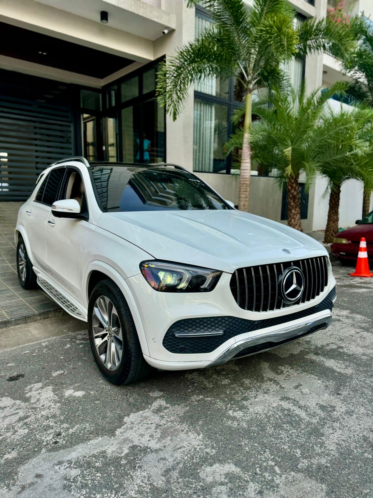 jeepetas y camionetas - MERCEDES BENZ GLE 350 AñO: 2020
papeles y mantenimiento al dia.

59,000 kms 6
