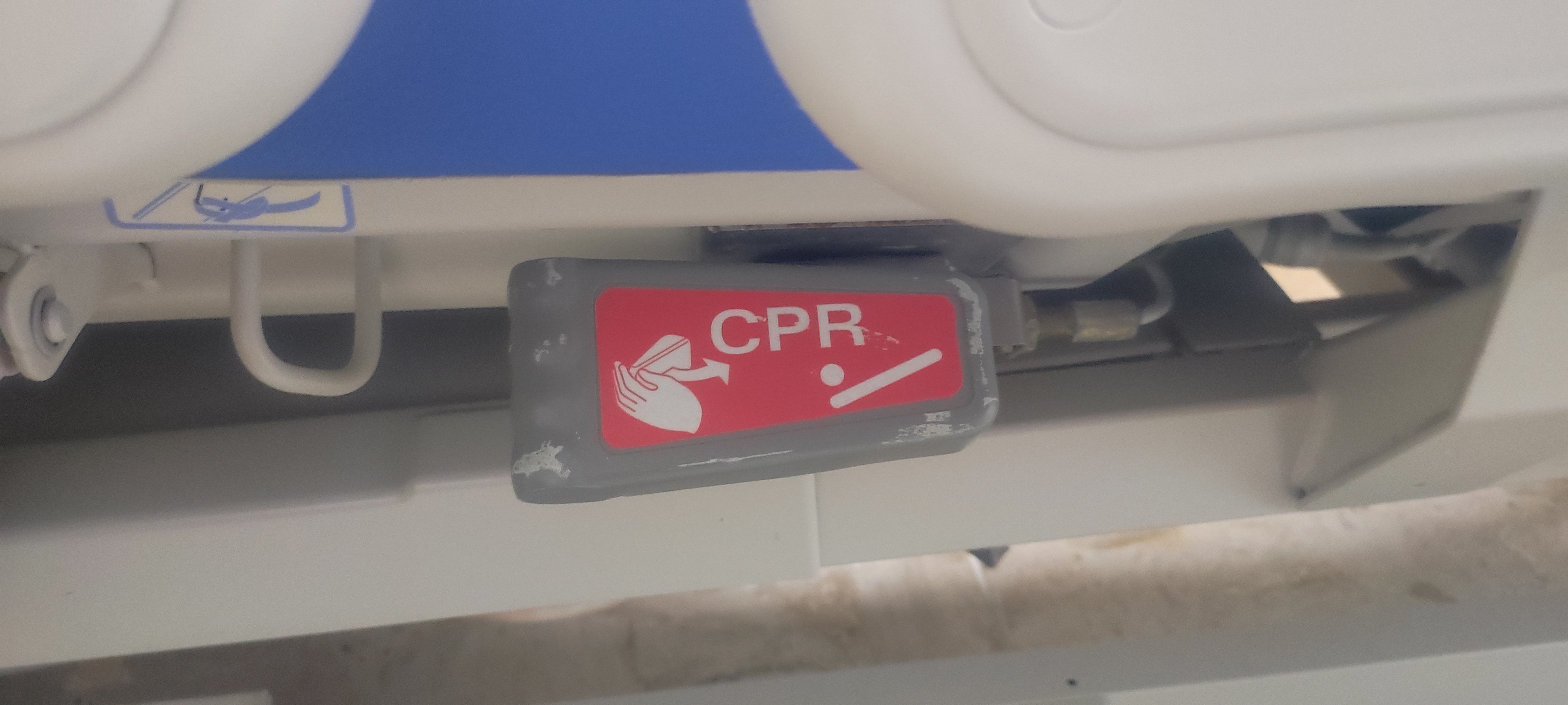 Salud y Equipamiento Médico - Cama de posición electrica, excelente  3