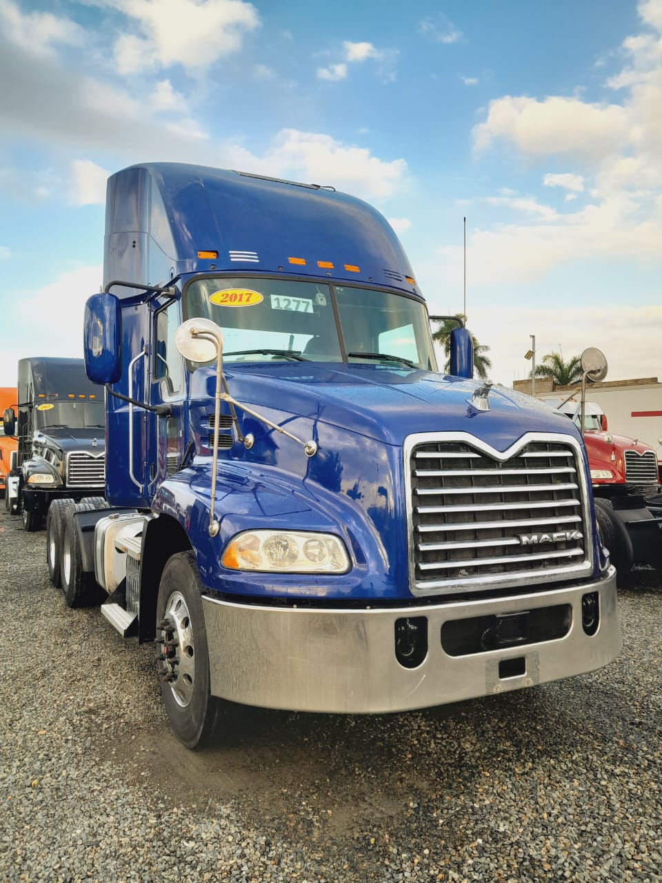 camiones y vehiculos pesados - MACK PINNACLE AÑO 2017 7