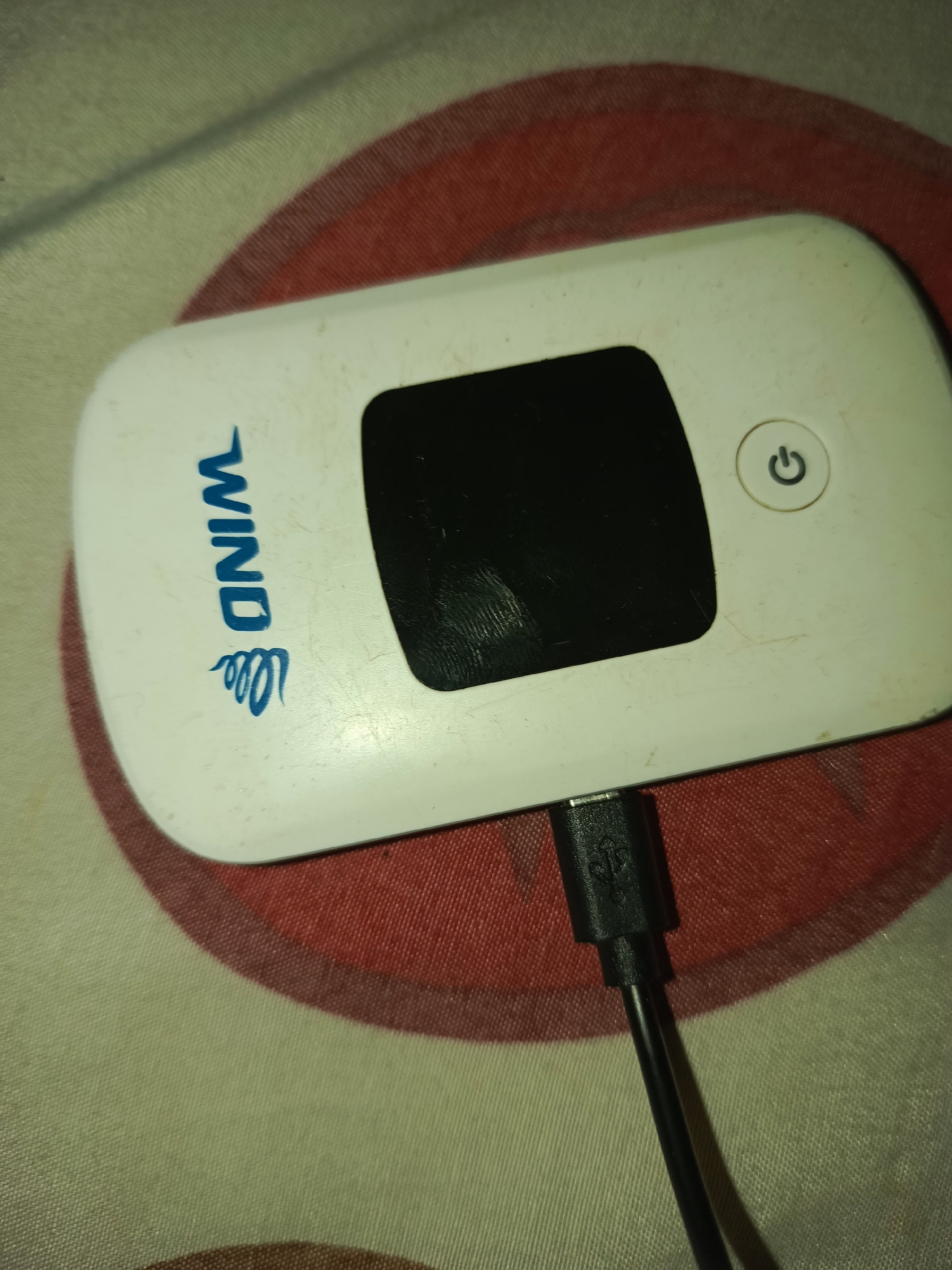 otros electronicos - Se vende modem Wind Telecom negociable oportunidad  1
