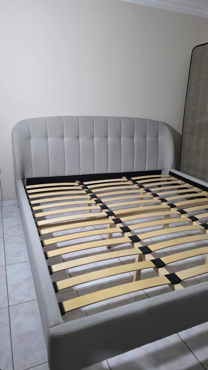 muebles y colchones - Cama King Gris claro Ilumel 0
