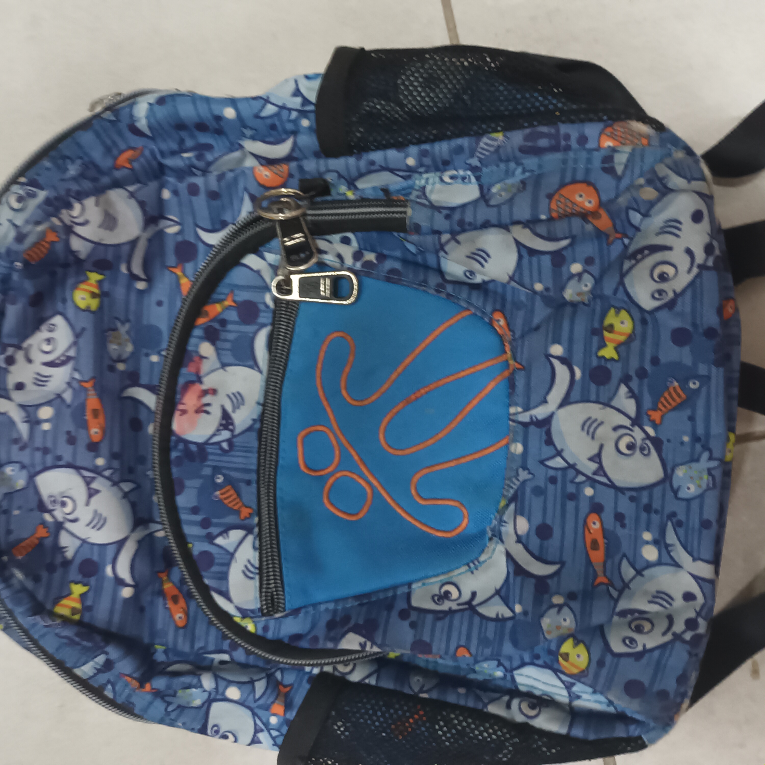 accesorios - Mochila escolar con rueditas y lonchera comida  1