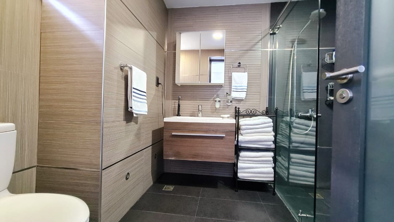 apartamentos - Ensanche NacoVenta de apartamento vacío 380 mts2/3er piso.  6