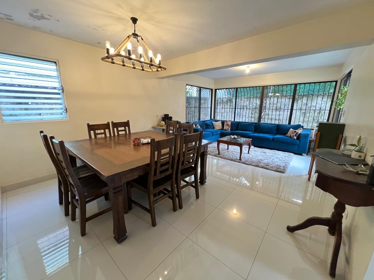 casas - Casa en Arroyo Hondo viejo 5