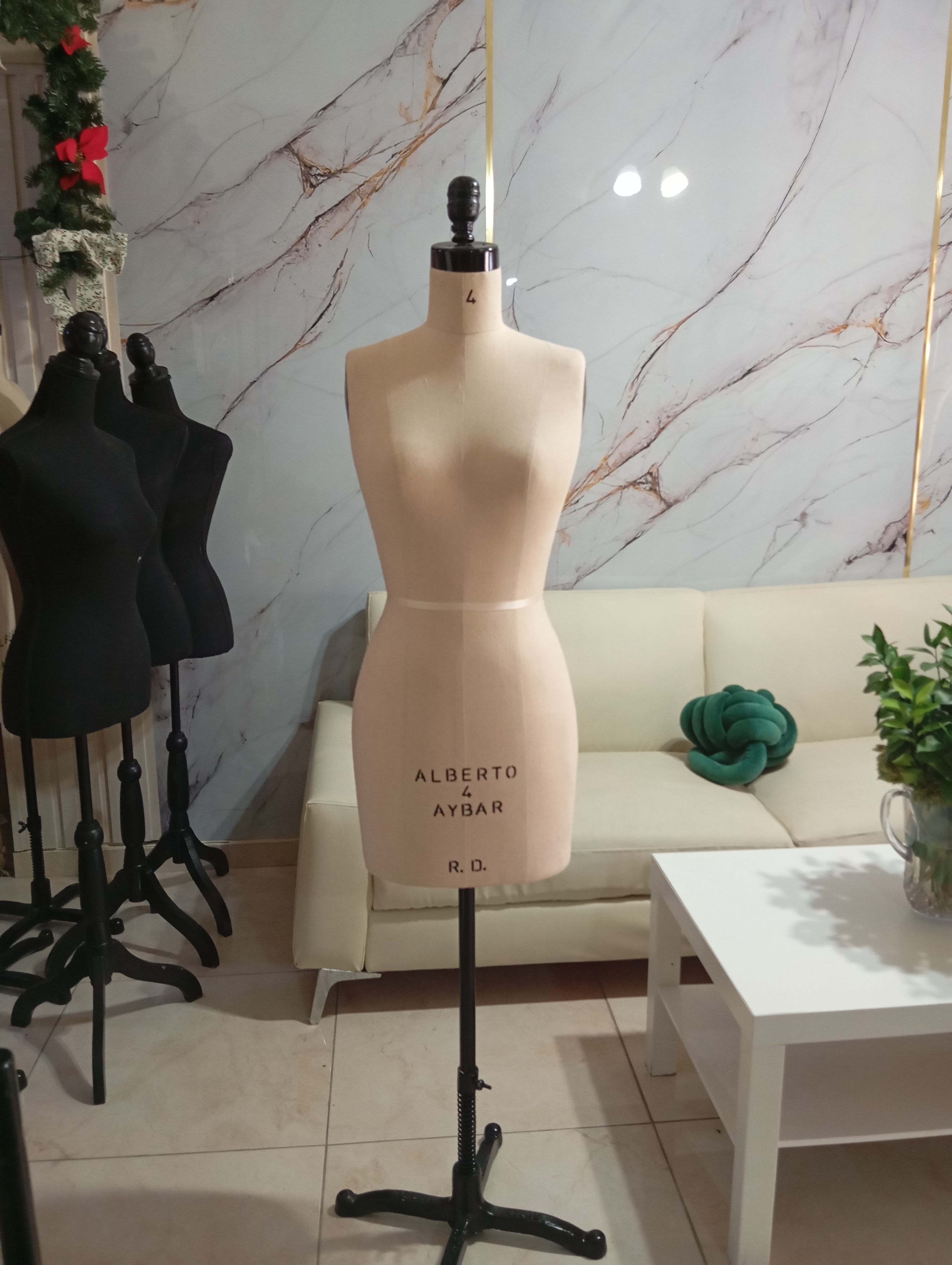 equipos profesionales - Bajamos el precio!!!! Maniquíes para pasarelas, terminación elegante  0