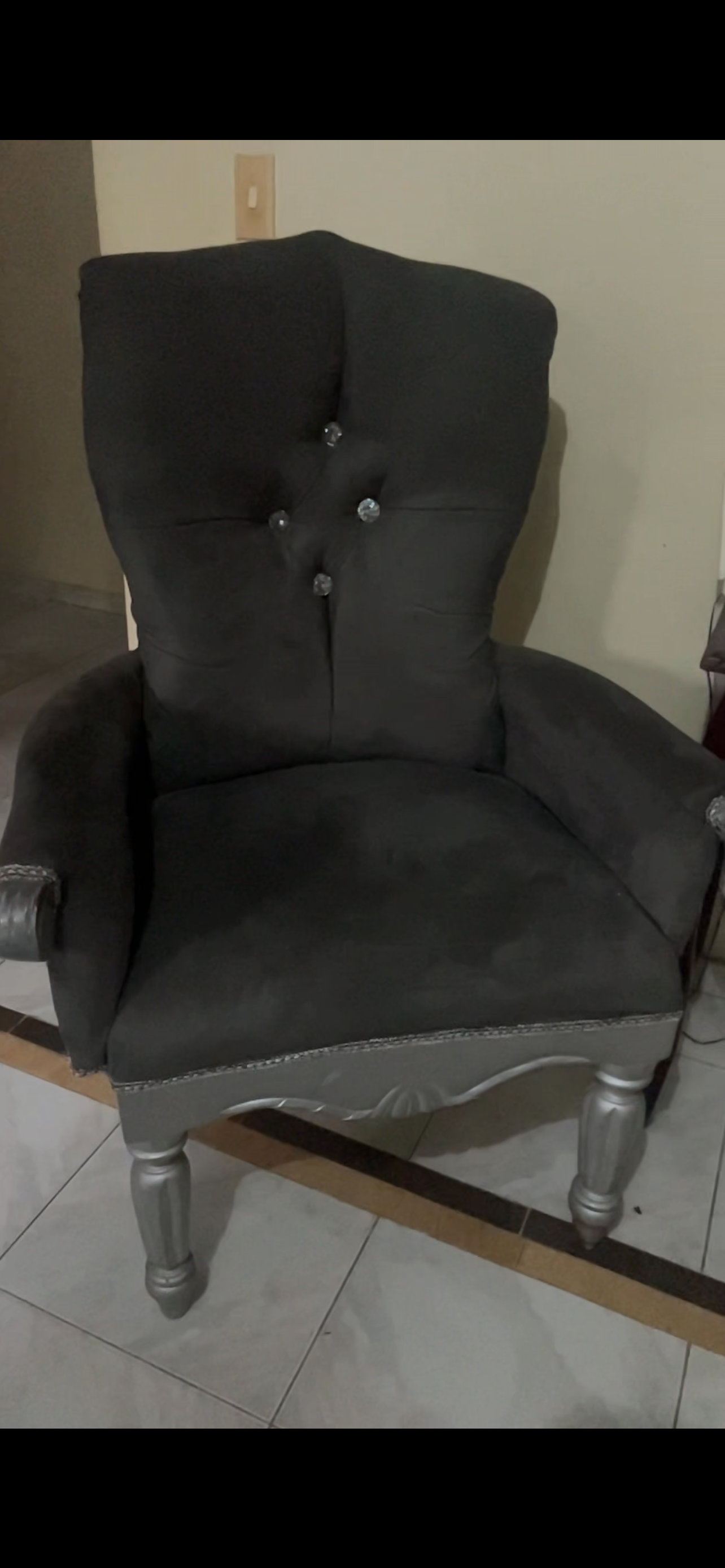 muebles y colchones - Muebles tapizados.
son en caoba 2