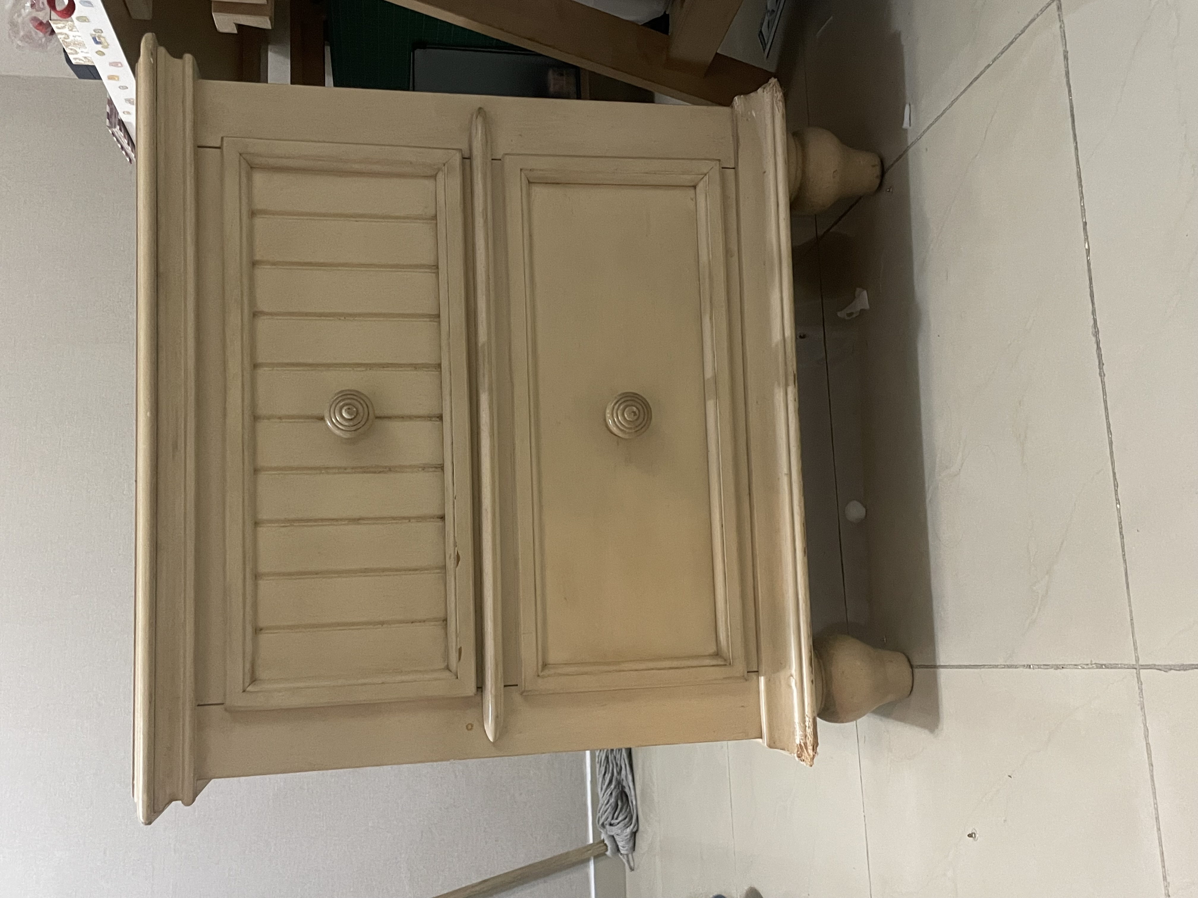 muebles y colchones - Cama Full + 2 Mesitas de noche + Gavetero con 5 Gavetas  1