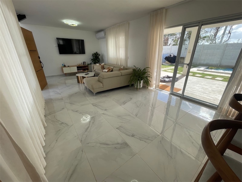 casas vacacionales y villas - Venta de Villa de lujo con piscina en Punta Cana 1