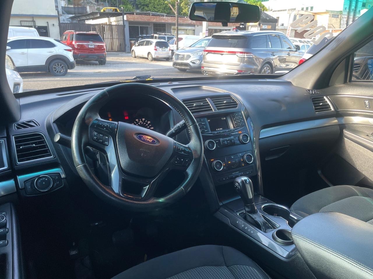 jeepetas y camionetas - Ford explorer XLT 2019  9