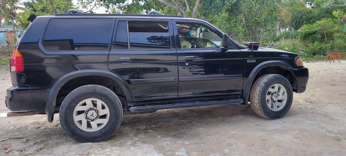 jeepetas y camionetas - Precio NEGOCIABLE  7