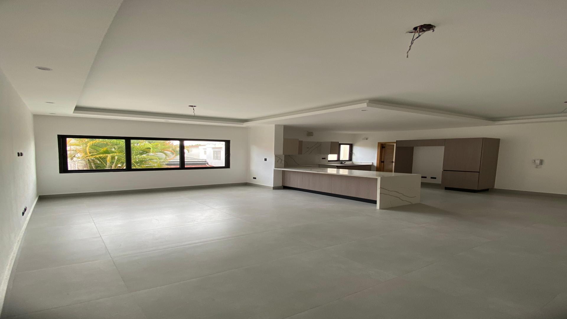 apartamentos - Venta 2 Habs + Terraza | 180.47 M2 | La Castellana 0