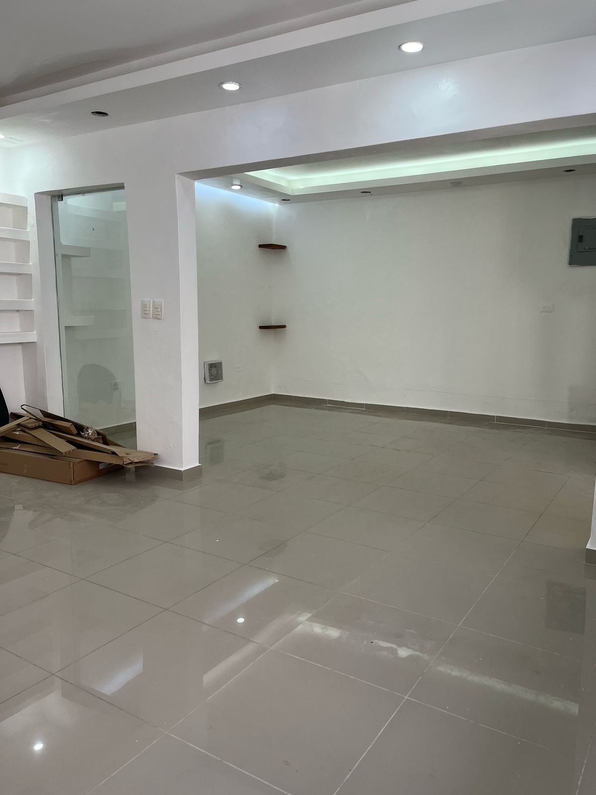 oficinas y locales comerciales - Amplio Local comercial 240m2 ideal para negocio 7