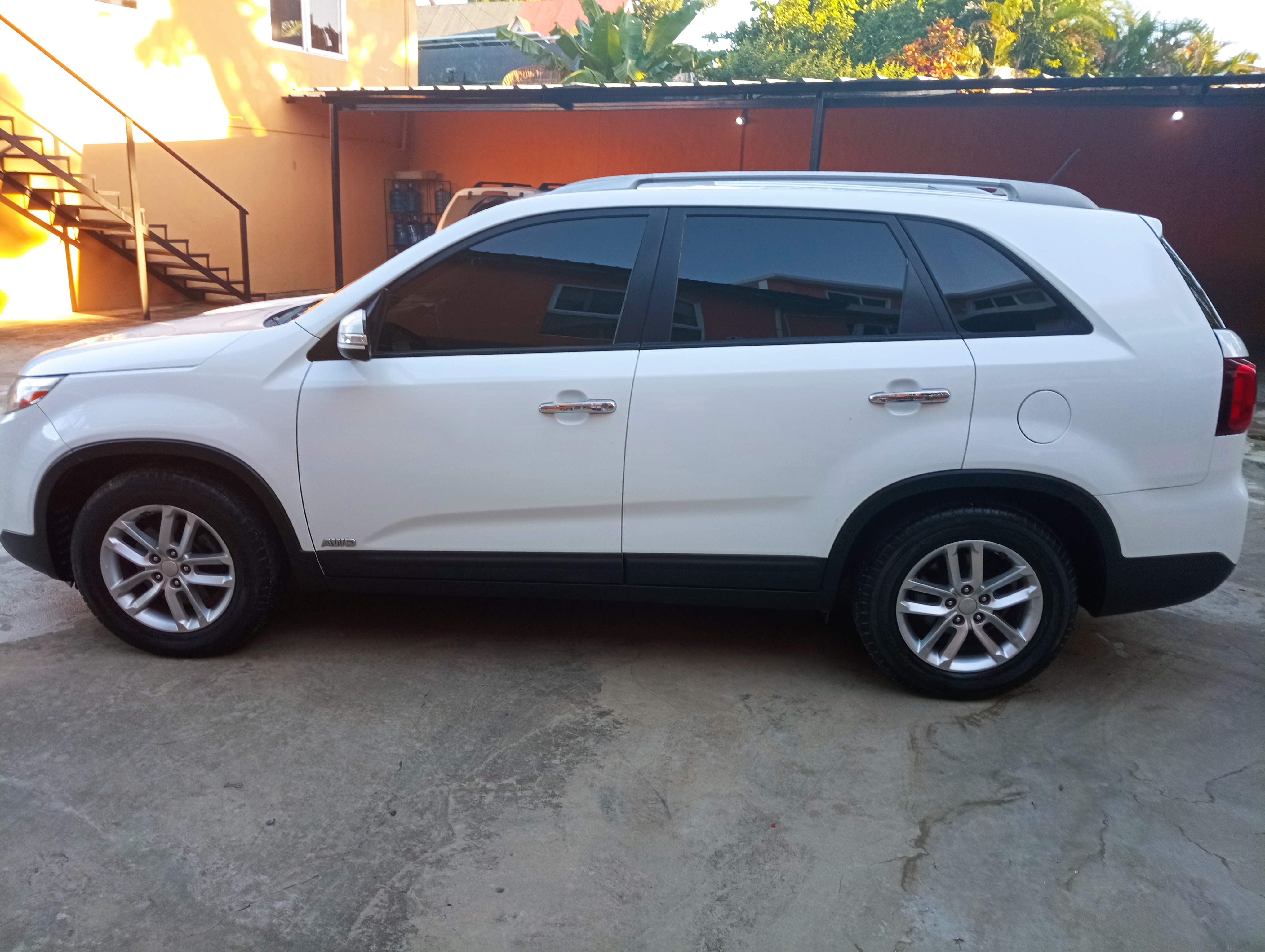 jeepetas y camionetas - Vendo Kia Sorrento 2015