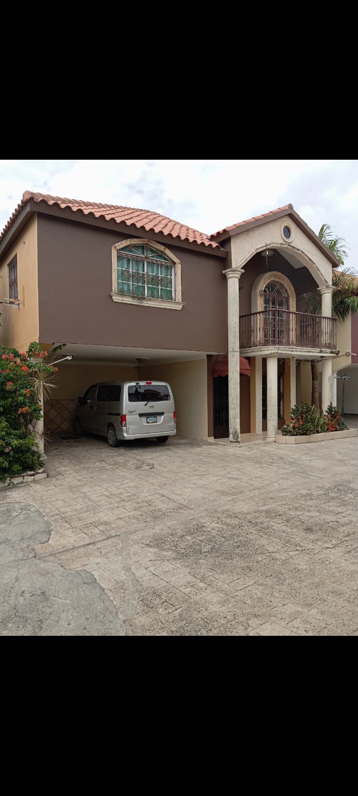 casas - Casa de dos niveles San Isidro 