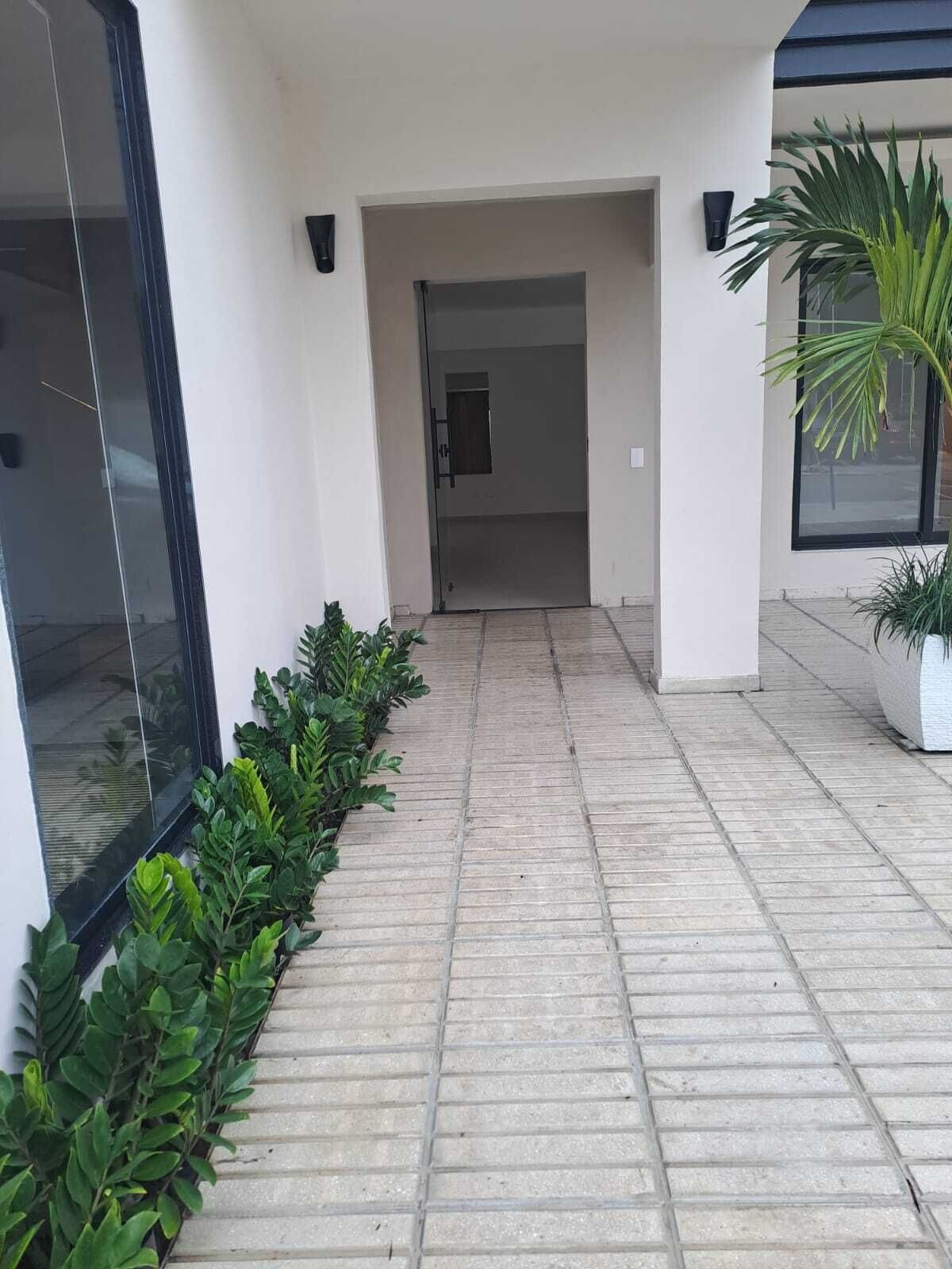 oficinas y locales comerciales - ALQUILO  Local en 1er Piso en Naco 3