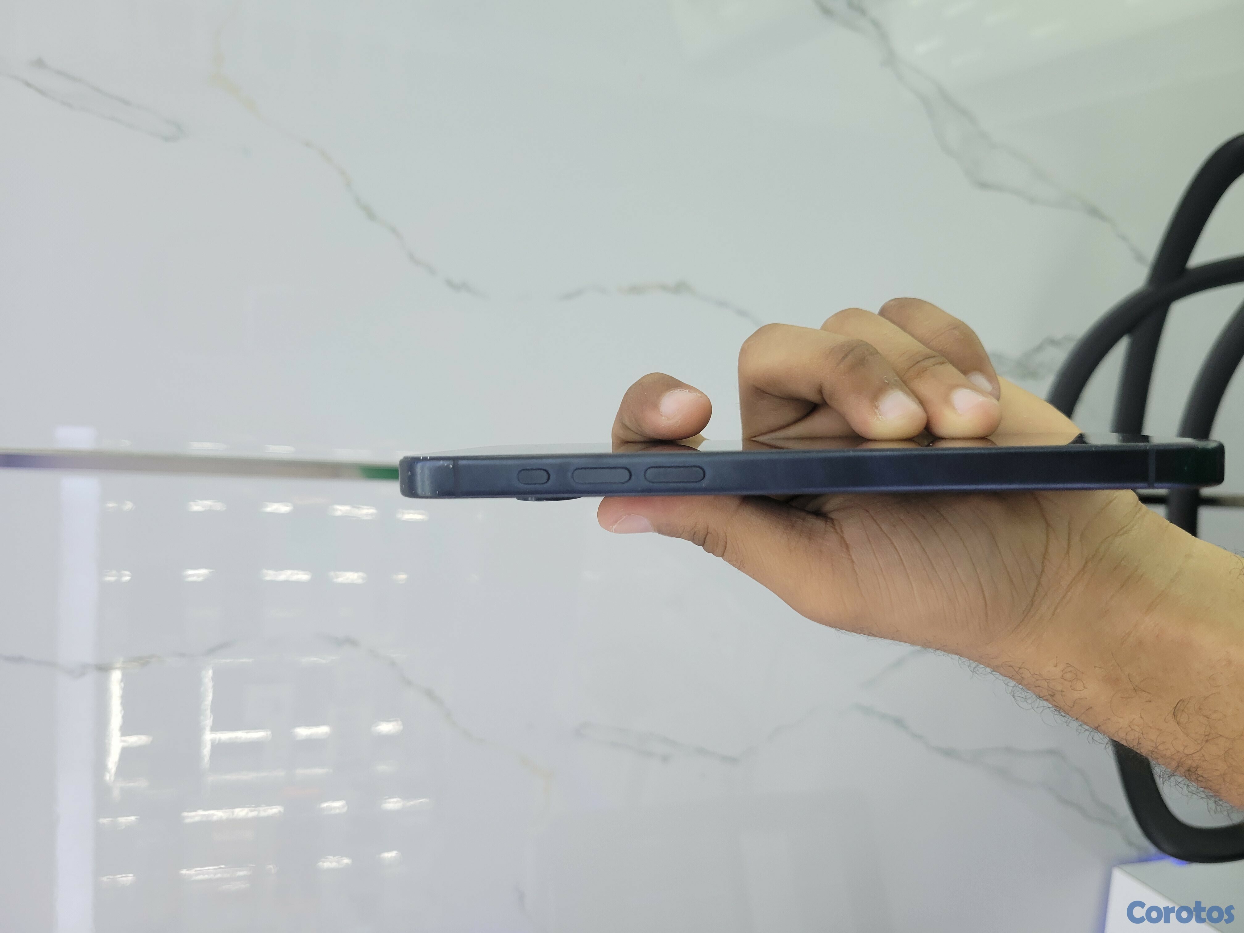 celulares y tabletas - iPhone 15 pro max de 256gb  4