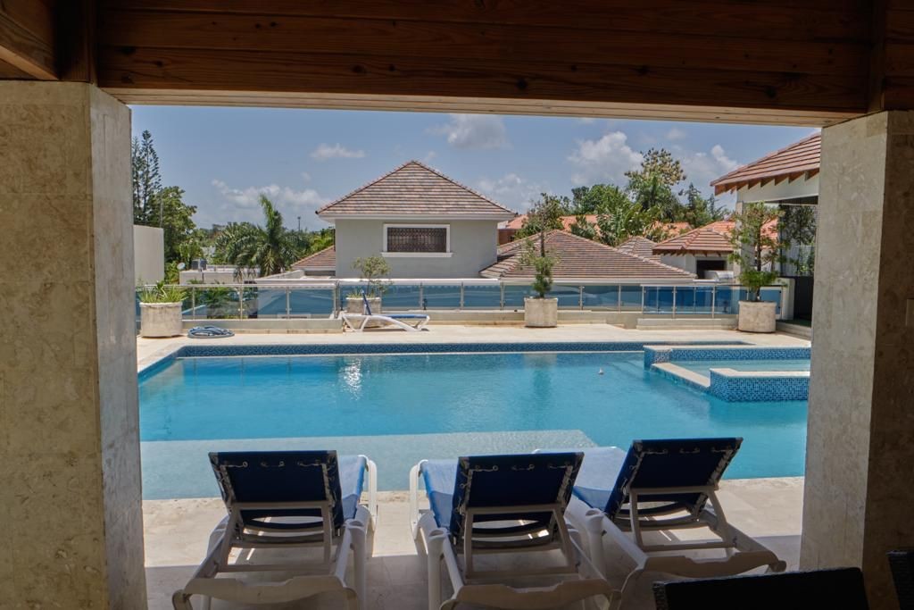 casas - 📍DIOS📍 ARROYO HONDO II 🇩🇴 Imponente Casa  Se Vende De Oportunidad 🙏🏻🔥✍️   1