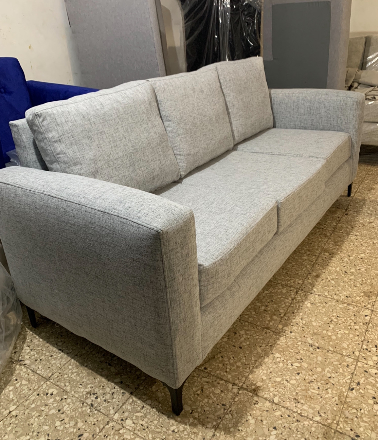 muebles y colchones - Sofá de 3 plazas, nuevo, en pino tratado. 0