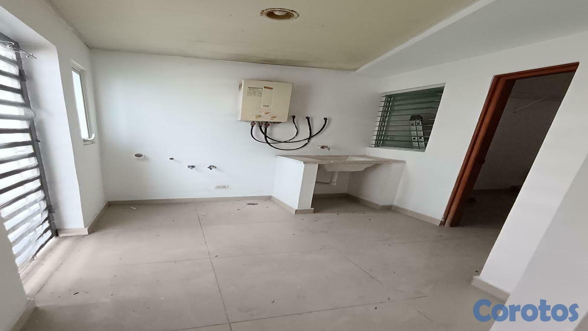 apartamentos - Apartamento de 3 habitaciones, ubicado en la prestigiosa zona de Renacimiento 7