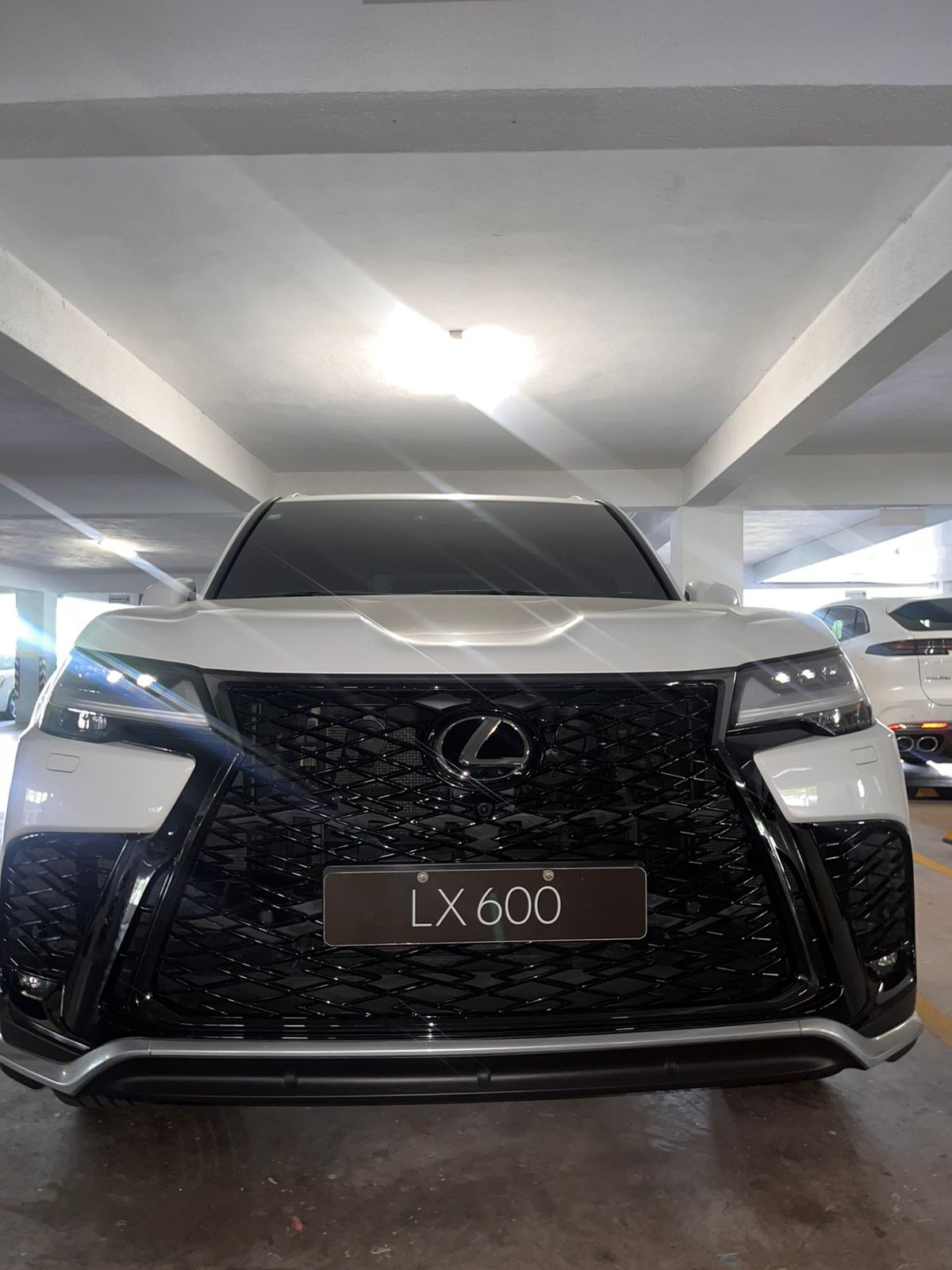 jeepetas y camionetas - SE VENDE: Lexus COMO NUEVO 9