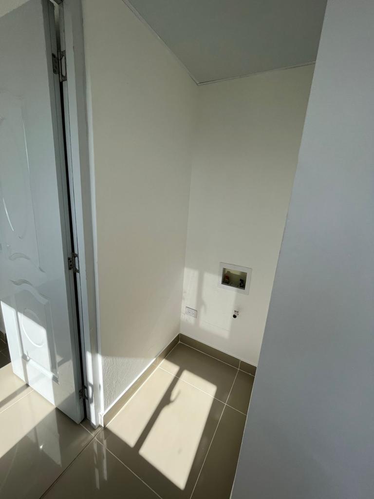 apartamentos - Apartamento en venta en Las Americas 2