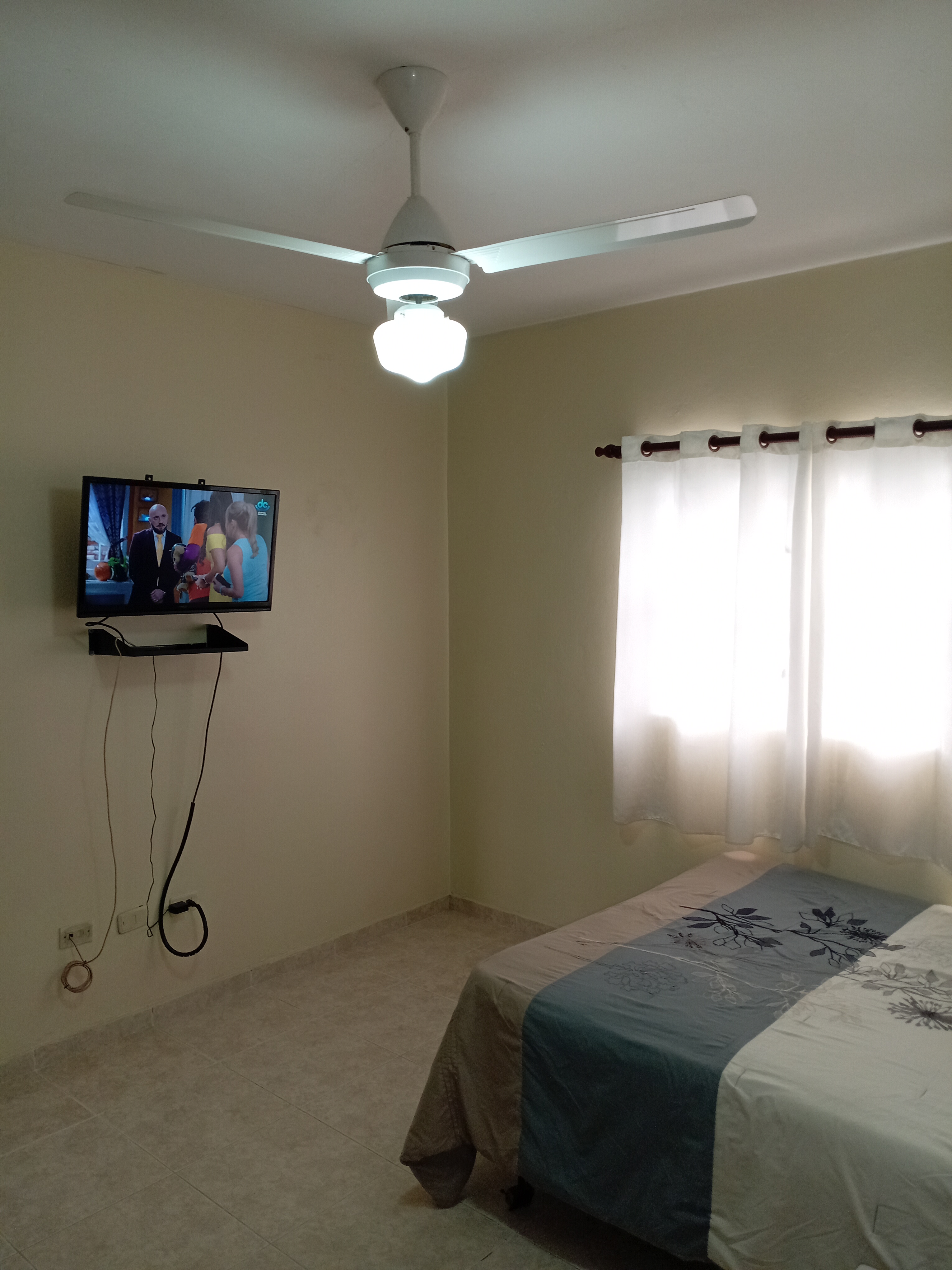 habitaciones y viviendas compartidas - Rento habitación a chica que trabaje 1