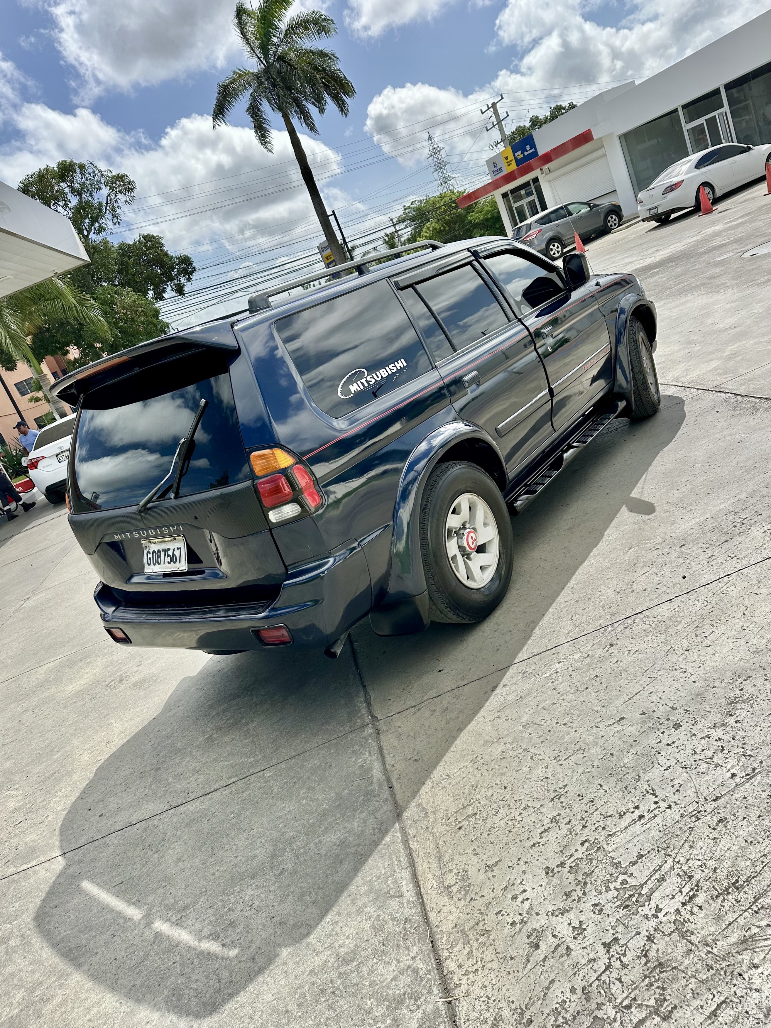jeepetas y camionetas - MITSUBISHI MONTERO SPORT 2002 1