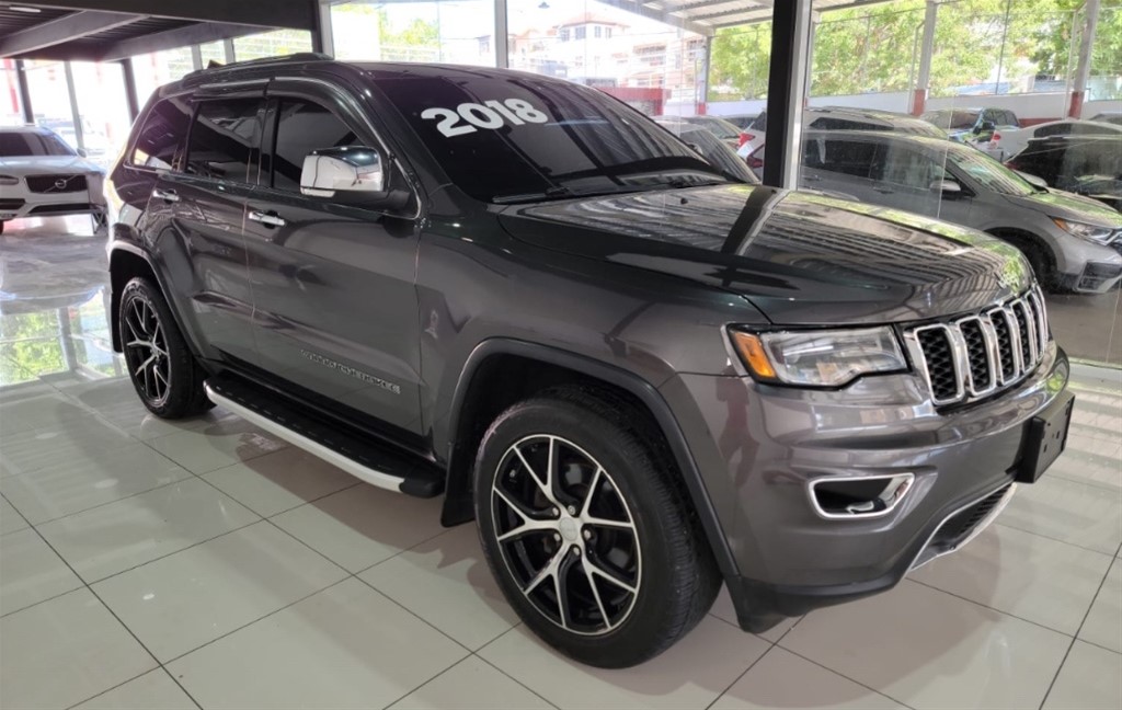 jeepetas y camionetas - JEEP GRAND CHEROKEE LIMITED 2018 OPORTUNIDAD 4