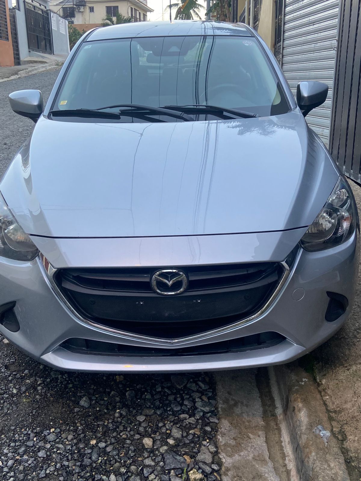 carros - MAZDA DEMIO 2019 1