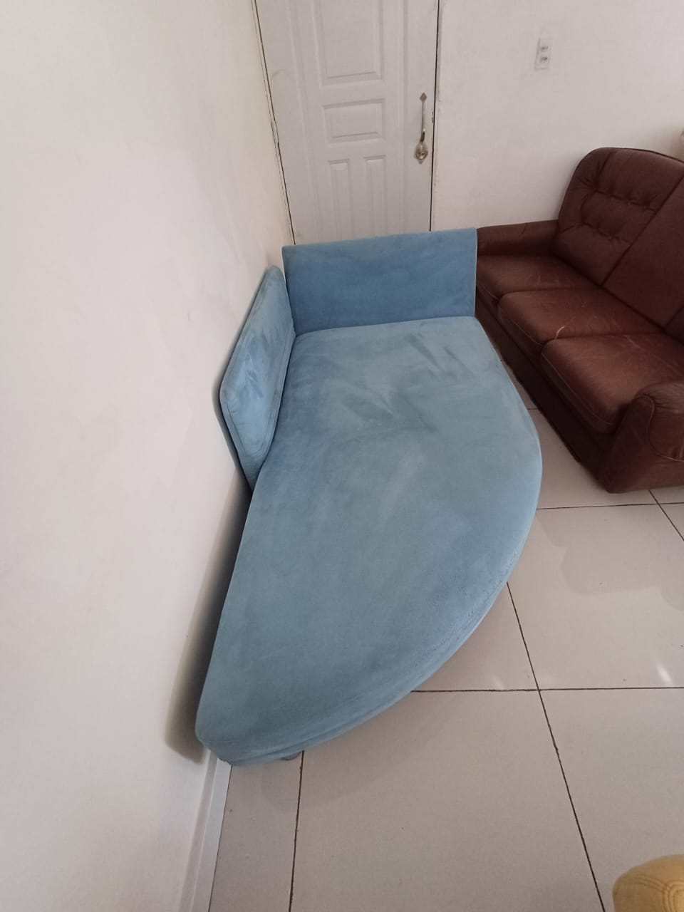 muebles y colchones - Sofá Seccional Curvo Azul Claro - Importado de Sui