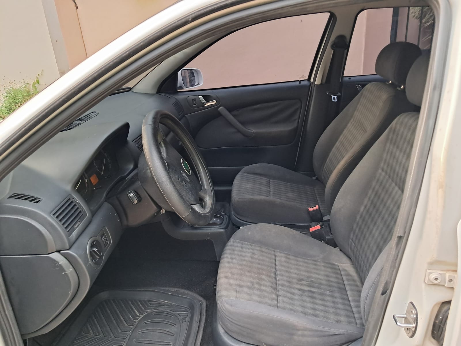 carros - Skoda octavia 2008 gasolina 1.6 impecable  5