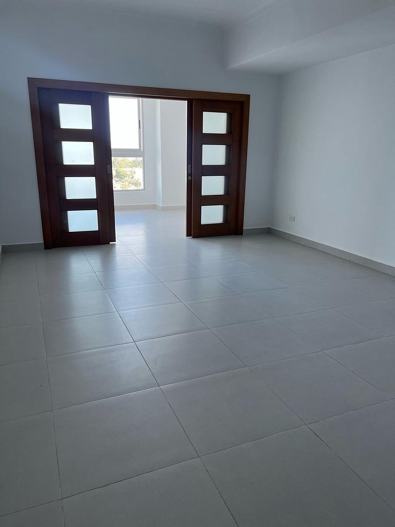 apartamentos - Se alquila apartamento Nuevo, en bella vista. 4