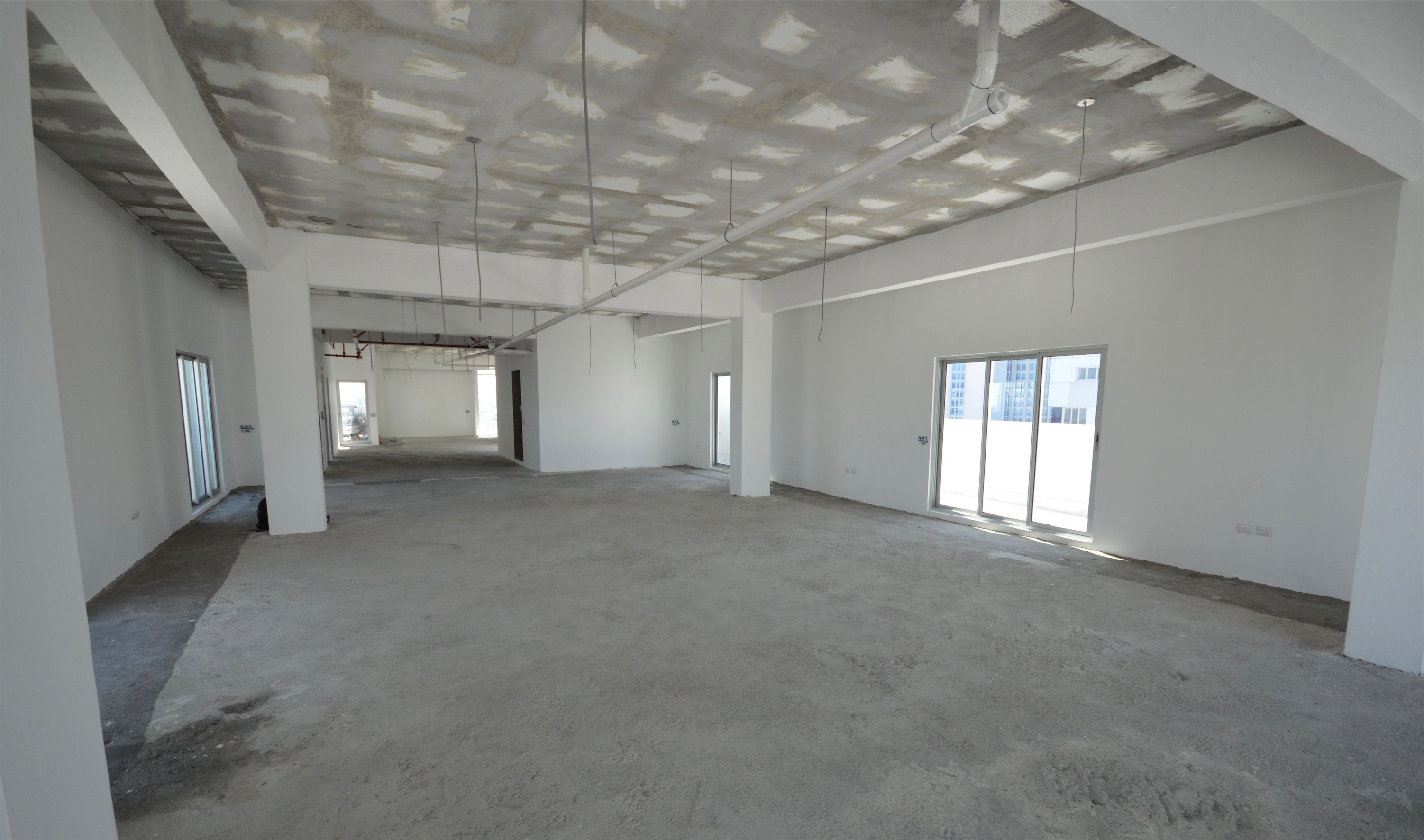 oficinas y locales comerciales - Piantini torre corporativa 6,100m2 150 parqueos 1