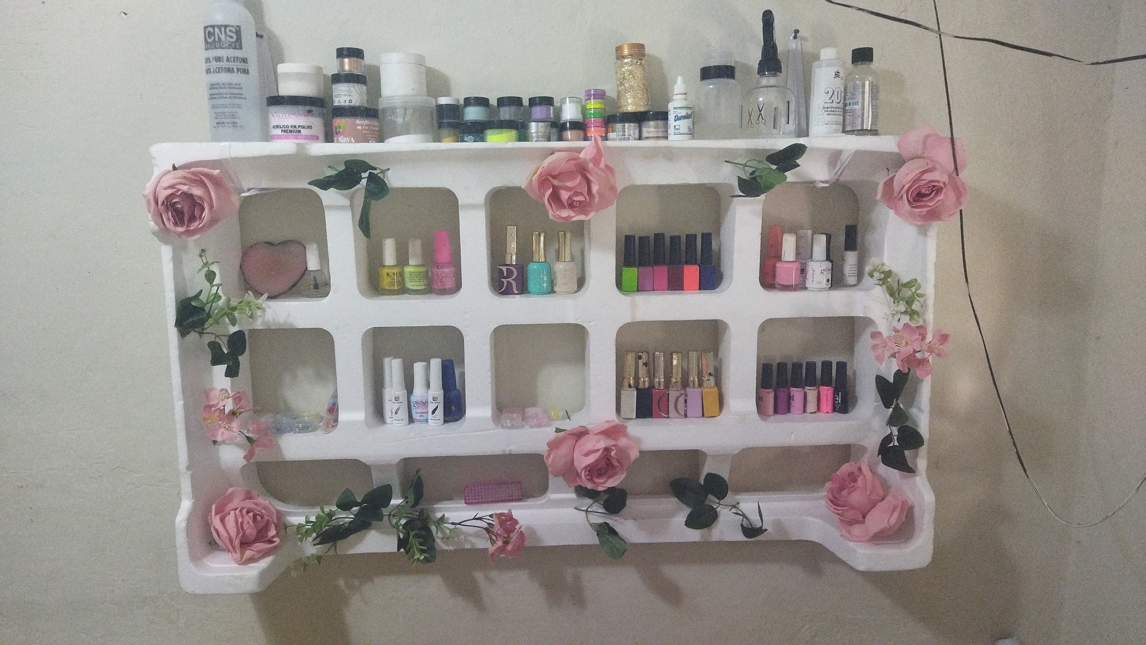 equipos profesionales - Mesa de uñas  5