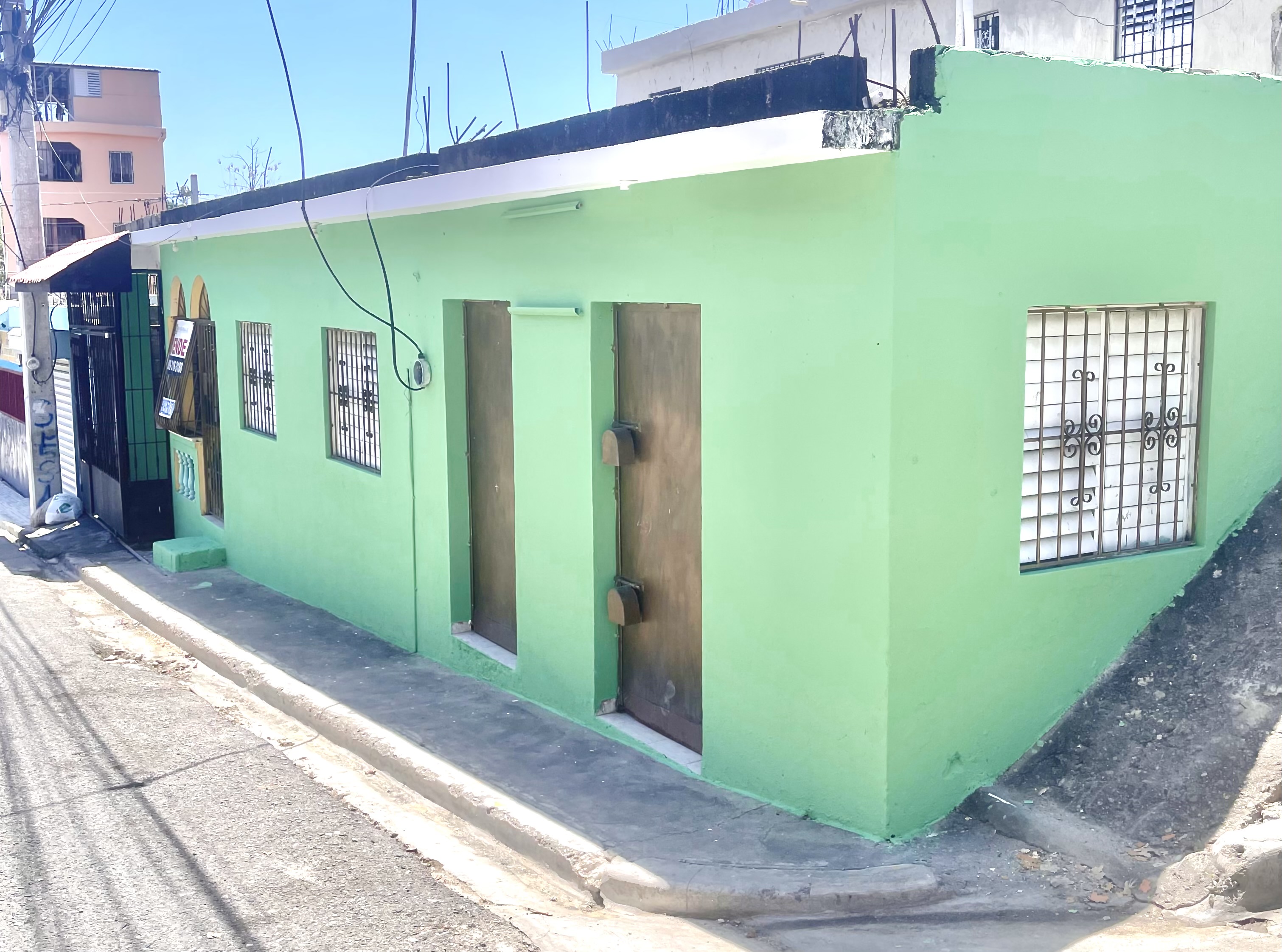 casas - SE VENDE CASA SUPER ECONOMICA EN LOS GIRASOLES 