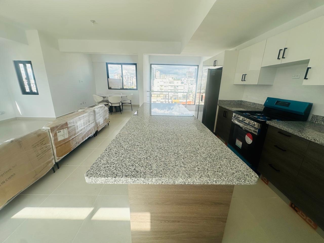 penthouses - Evaristo morales 

Tenemos disponibles PENTHOUSE 2 niveles 
Semi amueblado 

 6