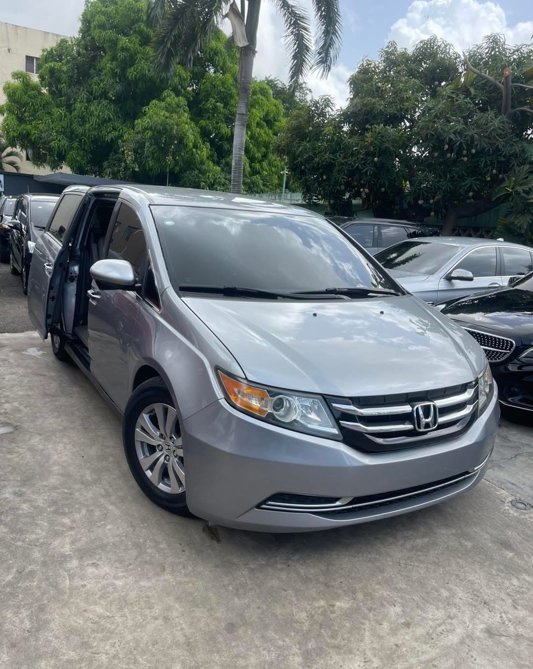 jeepetas y camionetas - HONDA ODYSSEY SPECIAL EDITION 2016 0