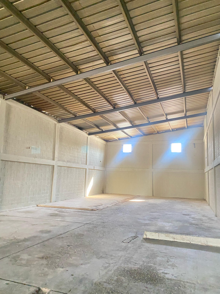 oficinas y locales comerciales - alquiler de nave industrial en villa consuelo 4