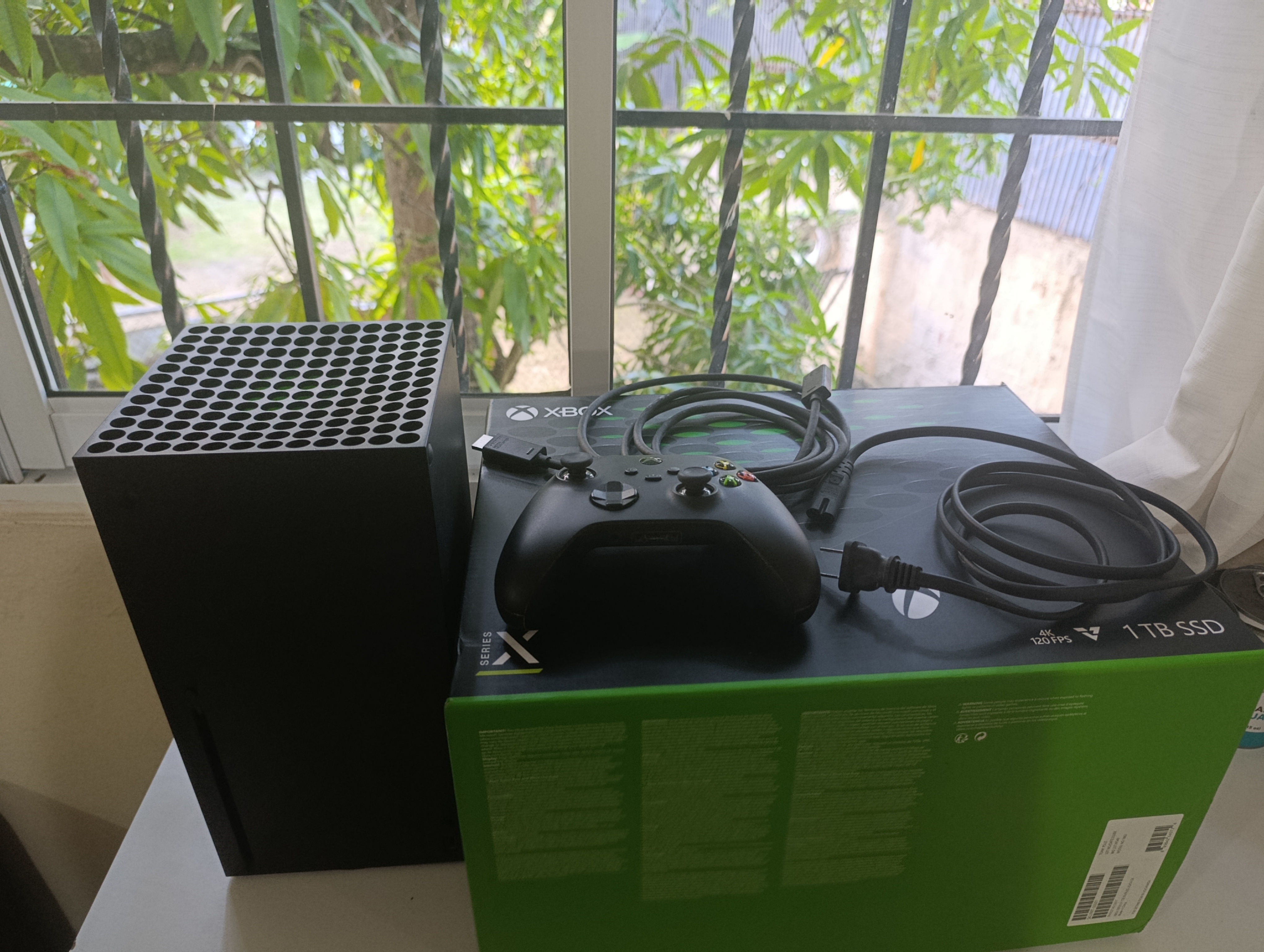 consolas y videojuegos - VENDO XBOX SERIES X — RD$17,000 NEGOCIABLES 1