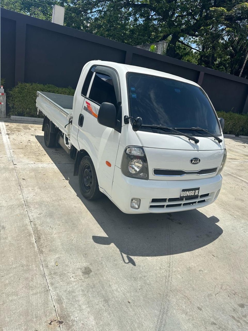camiones y vehiculos pesados - KIA BONGO III 2018 automático  1