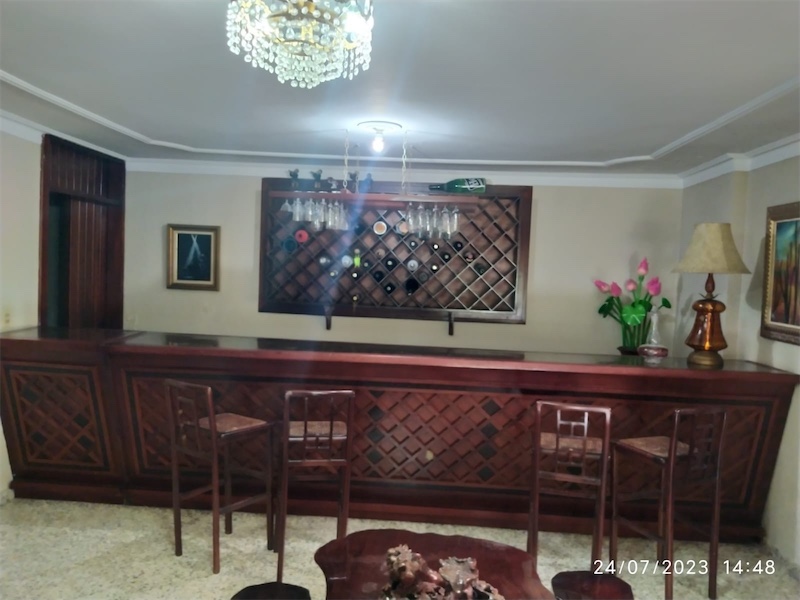 casas - Venta de casa en arroyo hondo 2 con piscina Distrito Nacional 4