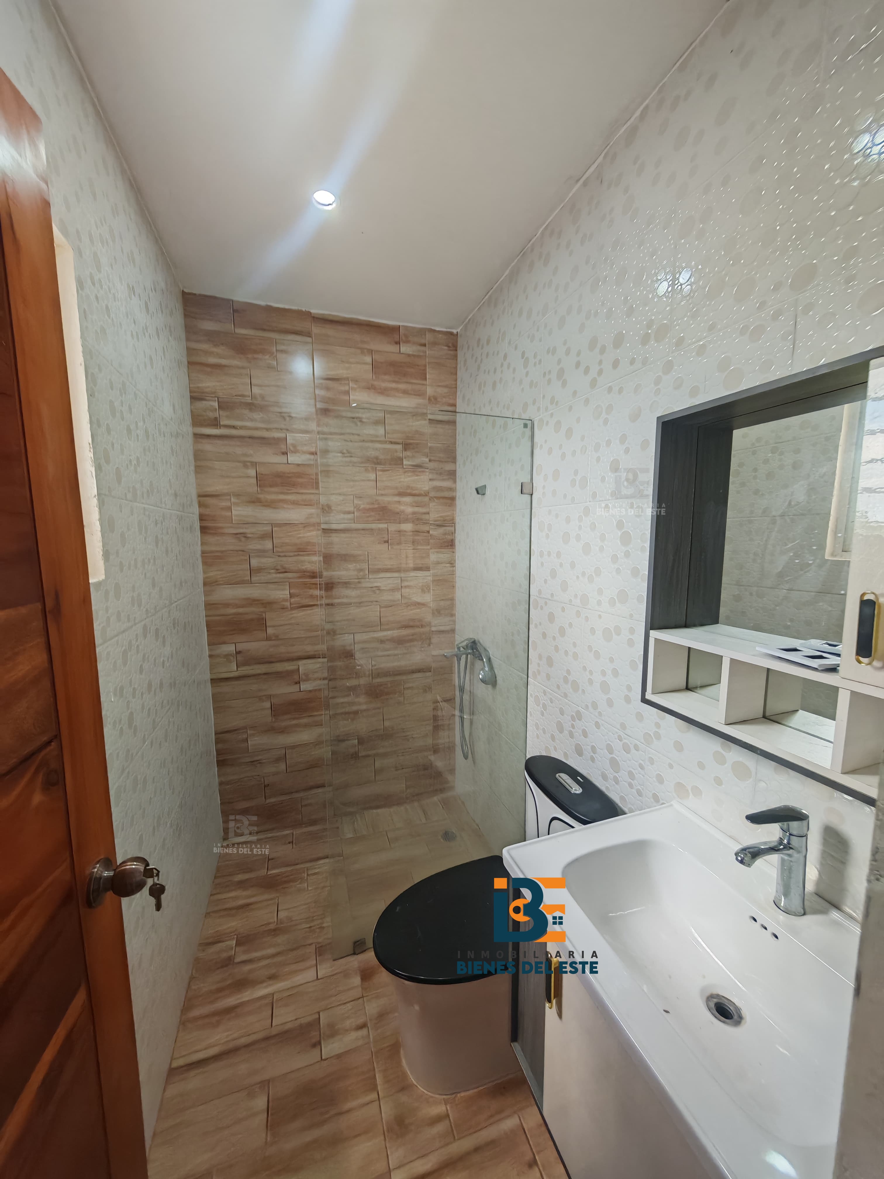 casas - Se Renta Hermosa Casa de Dos Niveles con piscina  7