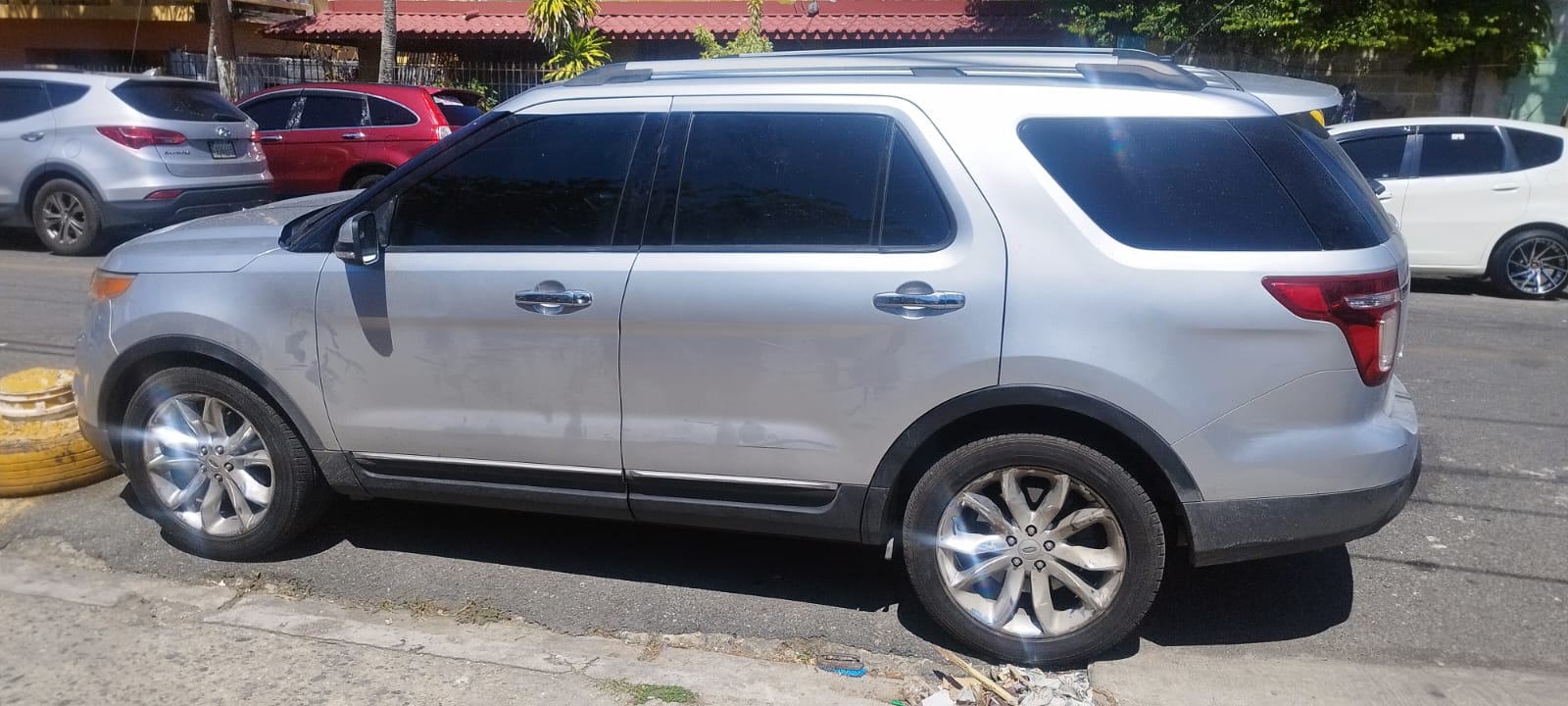 jeepetas y camionetas - Ford Explorer Nítida  3