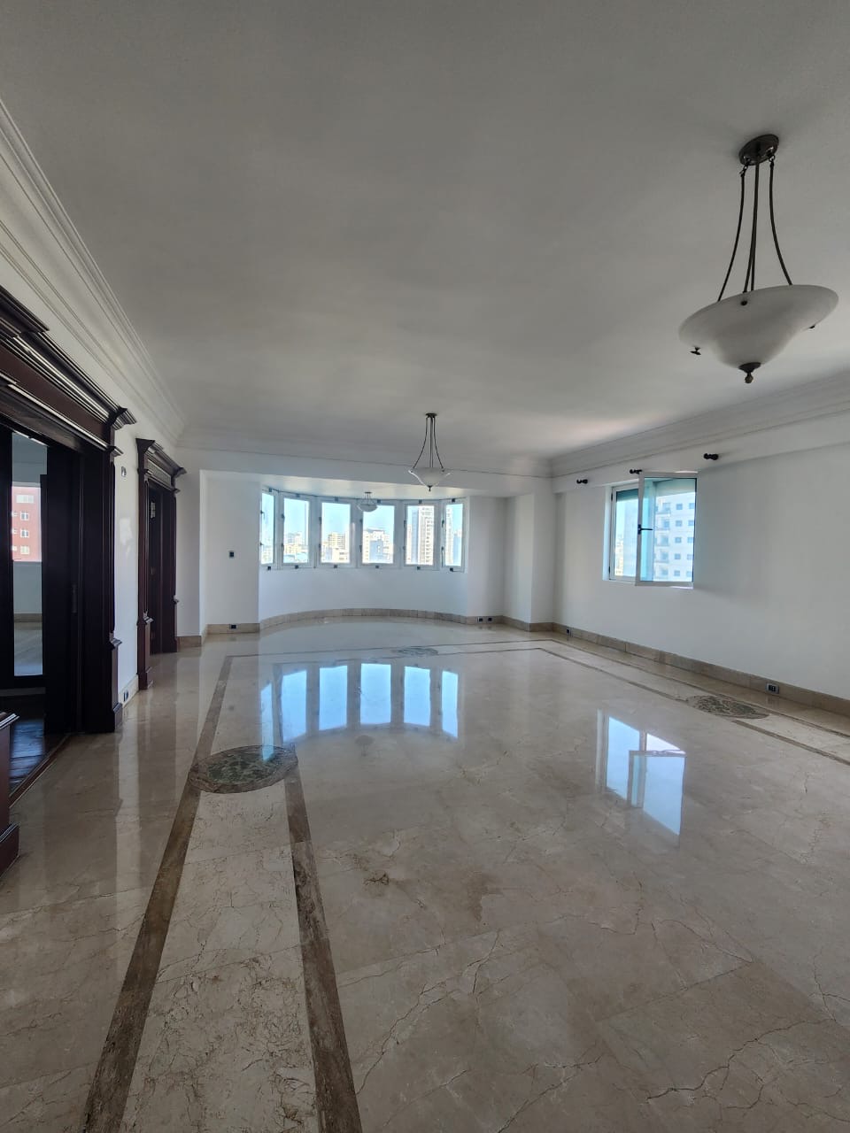 apartamentos - Vendo la Esperilla tres habitaciones con baño 3 pa 7