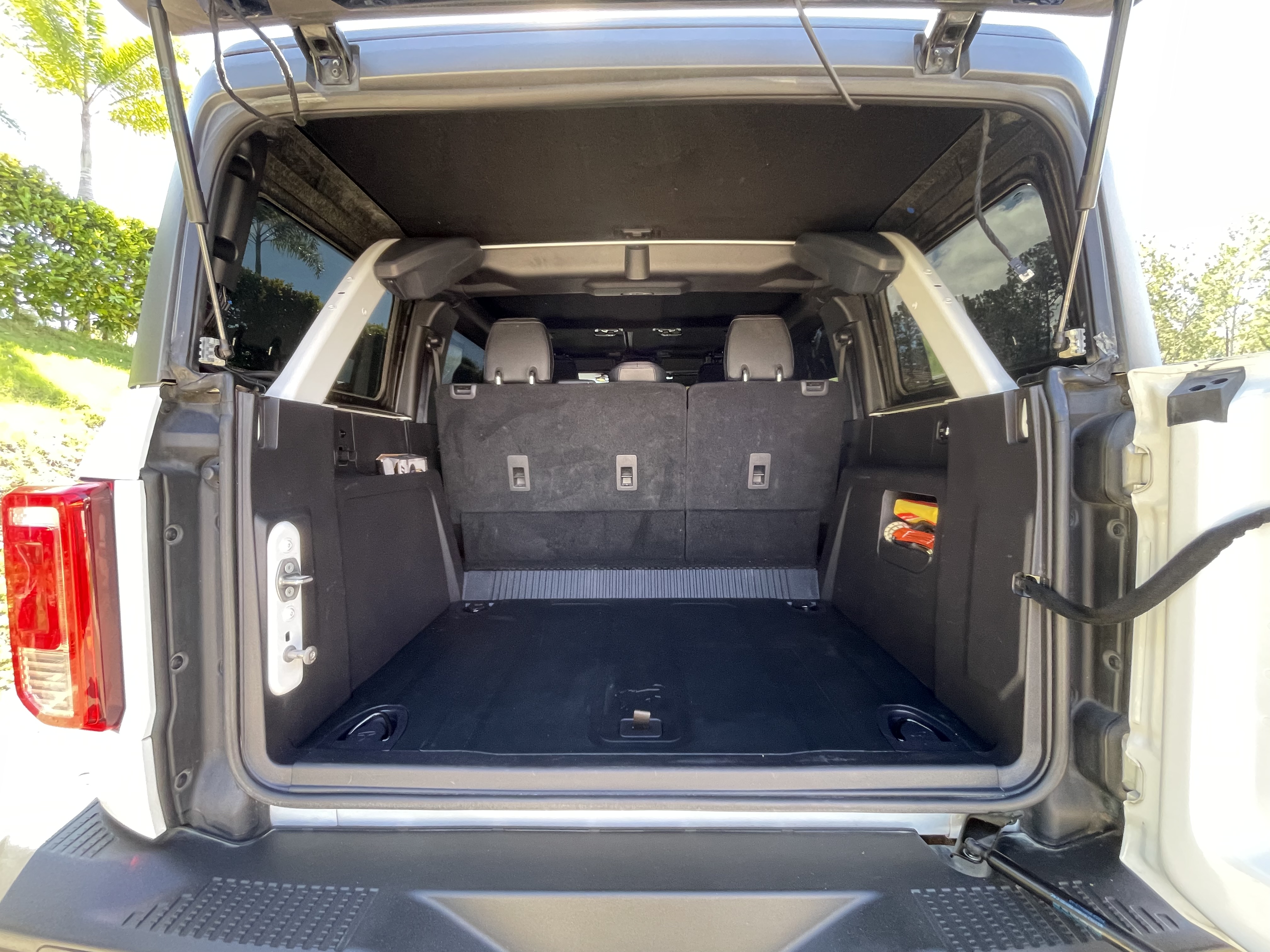 jeepetas y camionetas - Bronco Black Dimond Versión ARB 4