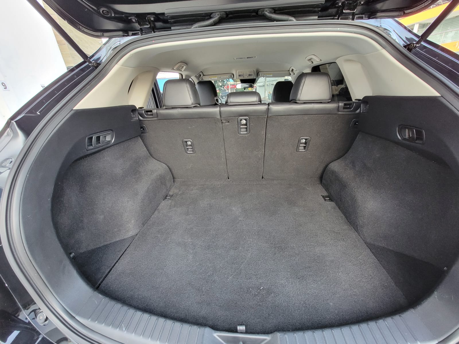 jeepetas y camionetas - Mazda CX5  Touring 2020 5