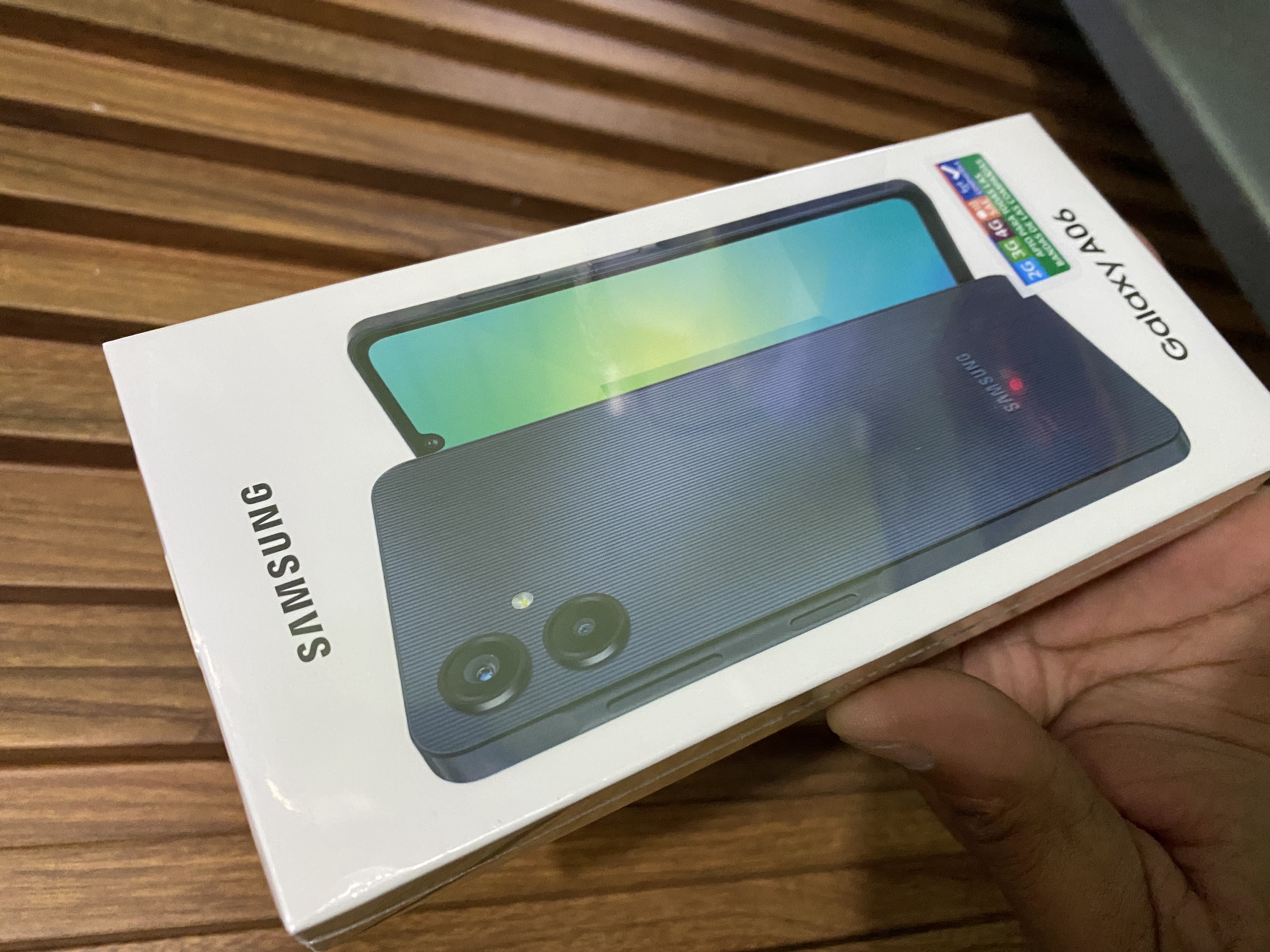 celulares y tabletas - Samsung A06 128GB  3