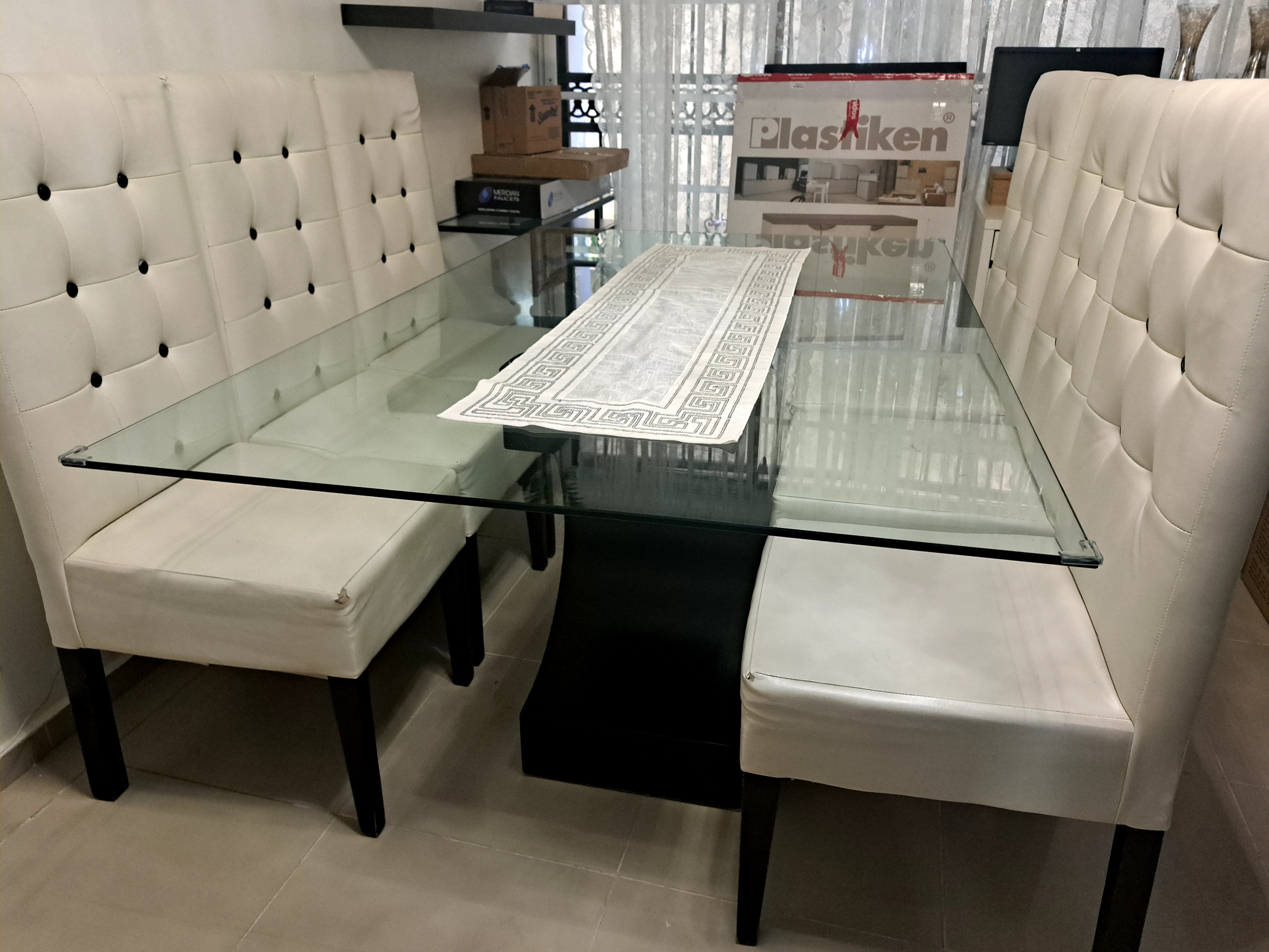 muebles y colchones - Comedor de 6 sillas con tope en cristal